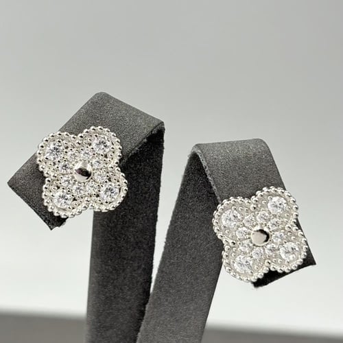 طقم فان كليف