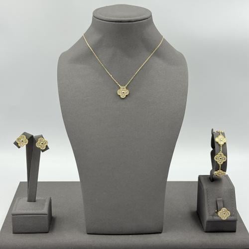 طقم فان كليف