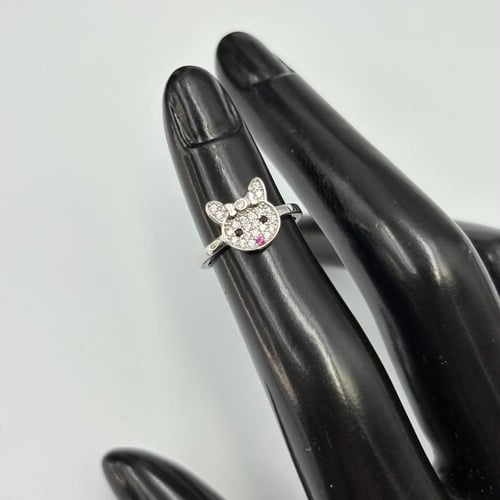 نصف طقم أرنب