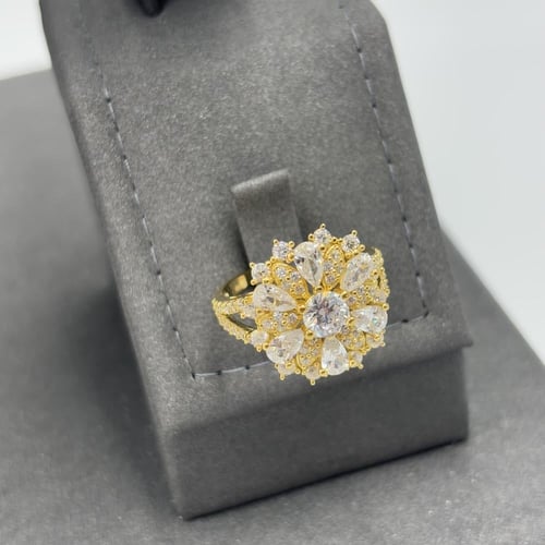 نصف طقم ذهبي