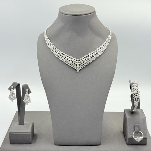 طقم تصميم ألماس