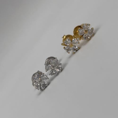 حلق بتلات الهوى