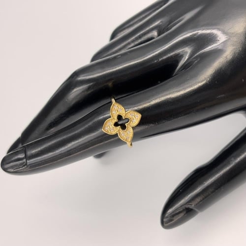 طقم روبرتو كوين