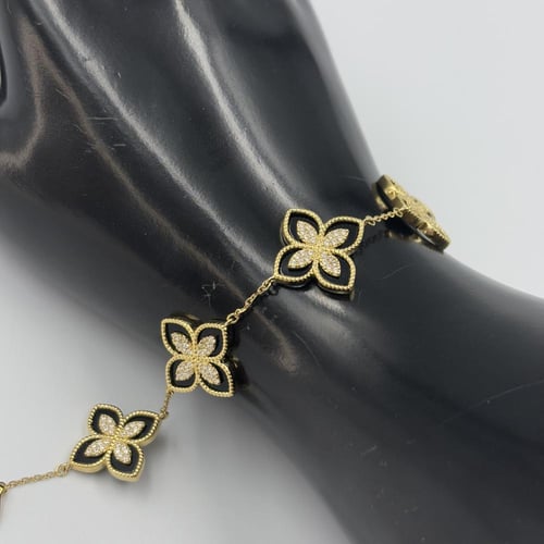 سوارة روبرتو كوين ٥ وردات صدف * أسود *