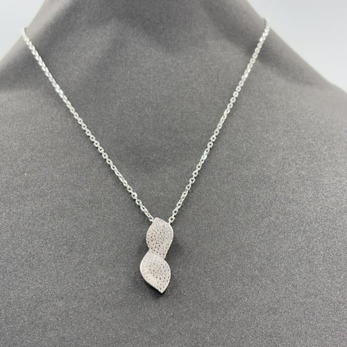 طقم باسكال بروني ناعم فضي