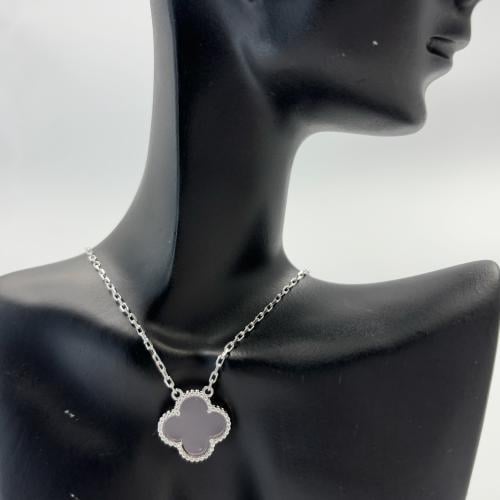 عقد فان كليف صدف وردي