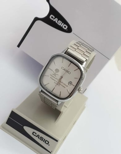 ساعه كاسيو بشعار المملكة تصميم حصري