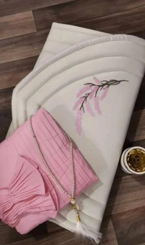 طقم صلاه رمضاني نسائية سجاد مطرز وشرشف مكسر مبخره...