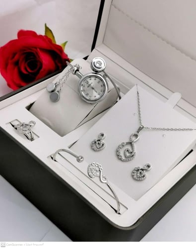 طقم ساعه نسائي كواليتي مع الاكسورات حصري