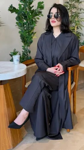 عباية بليزر الرمادي الفحمي