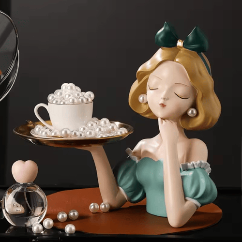 تحفة فتاة و حامل الصينية