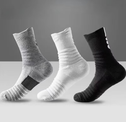 جوارب رياضية قابلة للتنفس