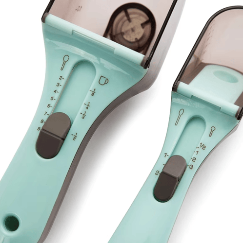 أكواب قياس قابلة للتعديل للسائل والجاف