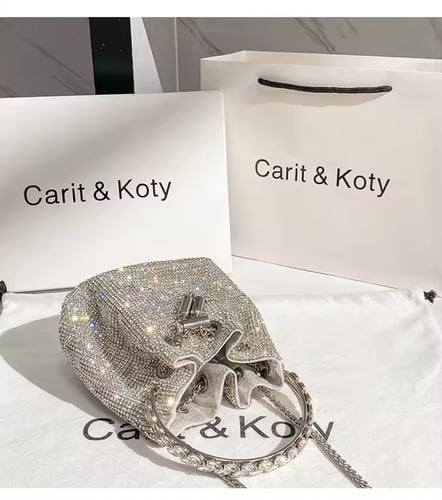 حقيبة يد فاخرة للمناسبات