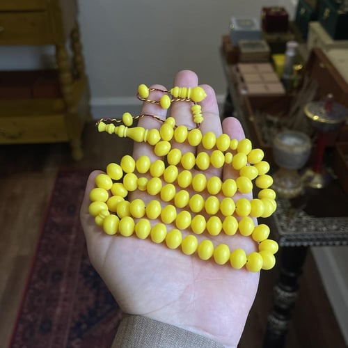 مسباح شبيه البلياردو بالكثافة والرنه