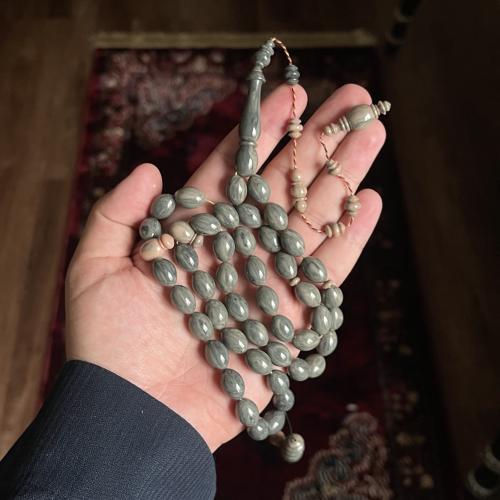 مسباح بما يسمى فاتروان رمادي رخامي