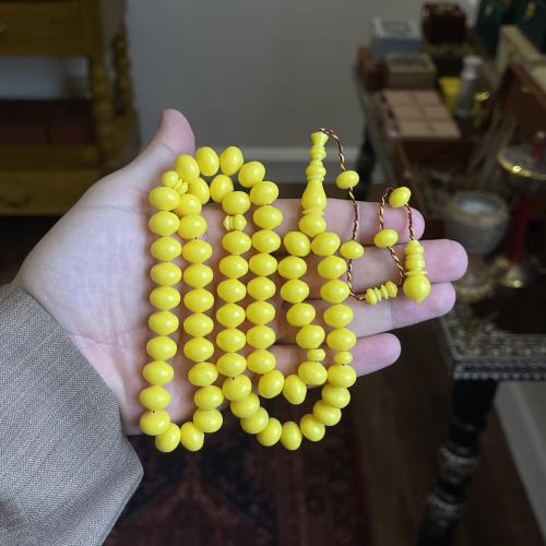 مسباح شبيه البلياردو بالكثافة والرنه