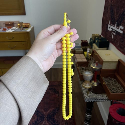 مسباح شبيه البلياردو بالكثافة والرنه