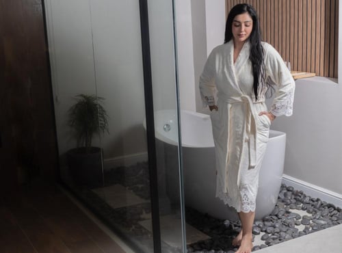 روب نسائي دانتيل