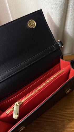 حقيبة CH- اسود