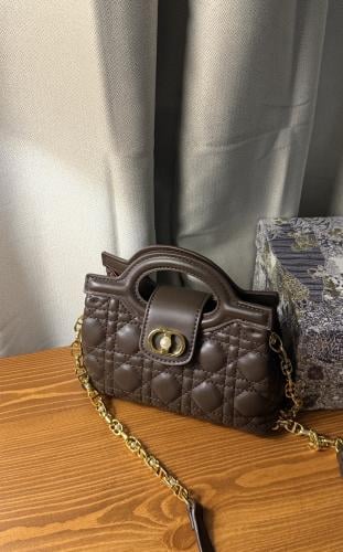 ديور بني ميني