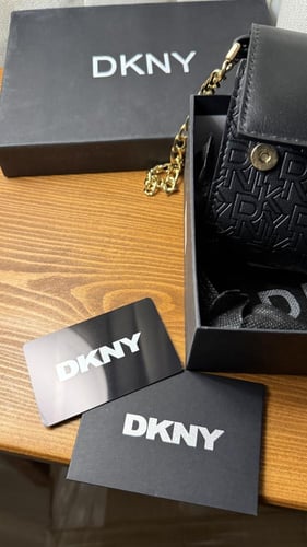 شنطة DKNY- اسود