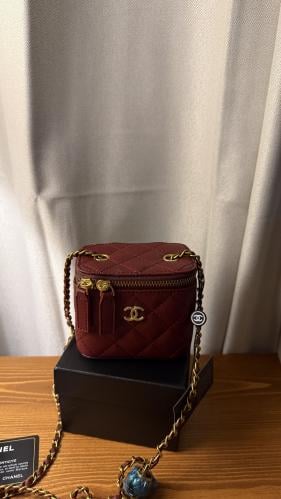 شانيل عنابي ميني ماستر