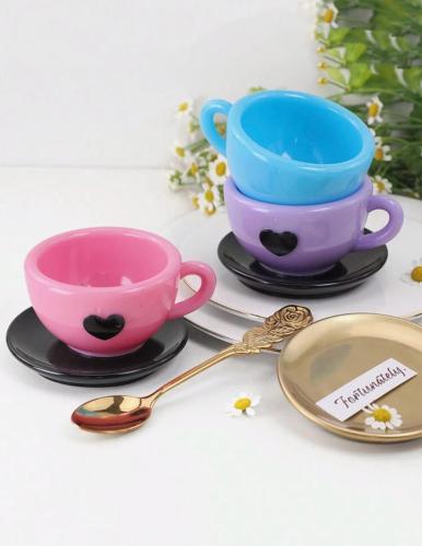 فنجان ريزن مع صحن