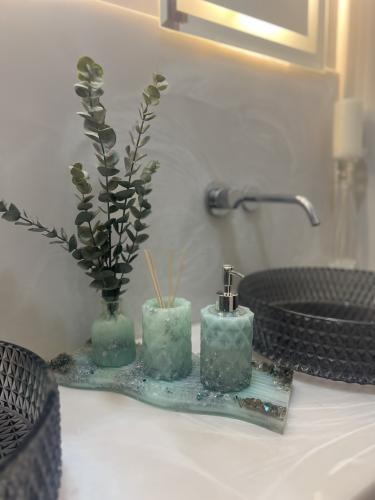 طقم اكسسورات مغاسل