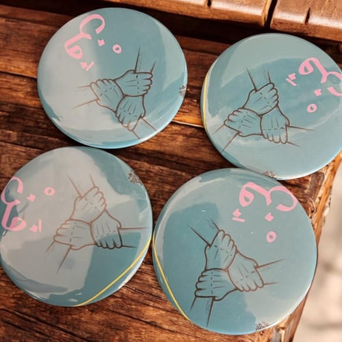 بروشات حسب تصميم العميل