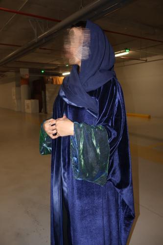 Velvet abaya