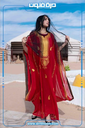 ثوب النشل النجدي نسائي ( احمر )