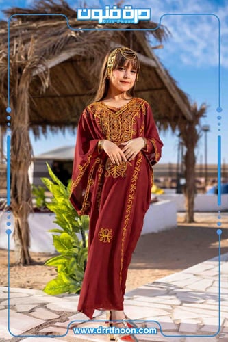 ثوب النشل النجدي بناتي ( عنابي )