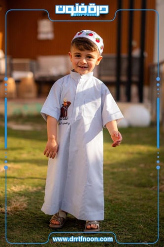 قمصان ولادي بـ الوان فاتحة