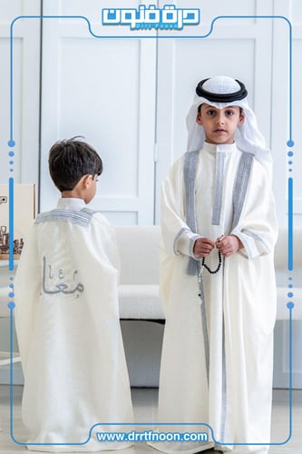 بشت + ثوب لنن أبيض