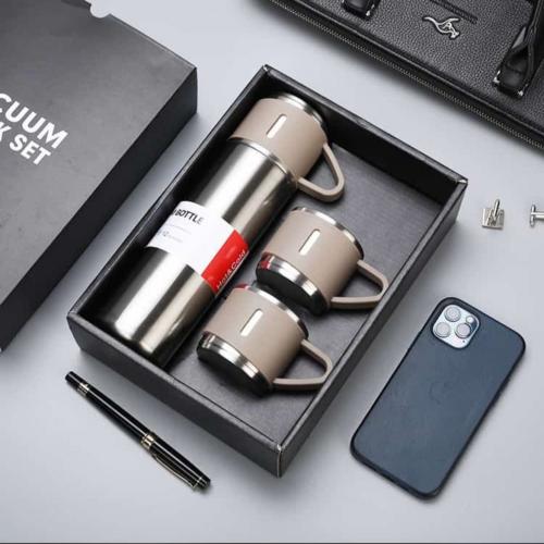Coffee and tea holder with two cups, beige color