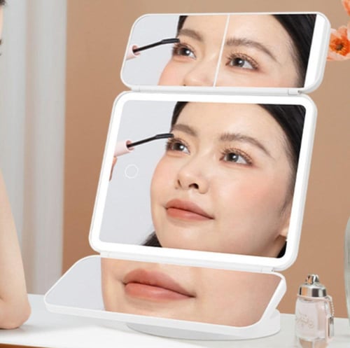 مرآة مكياج مضيئه قابلة للطي بثلاثة جوانب و ابعاد م...
