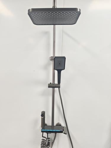 شاور مطري متكامل