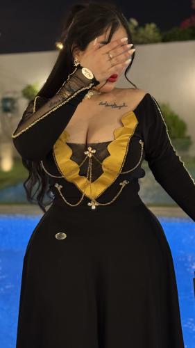 فستان كلوش اسود