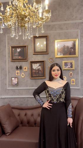 كلوش اسود شك