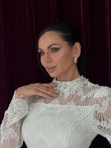 فستان دانتيل