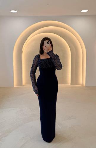 فستان سهرة مخصر أزرق