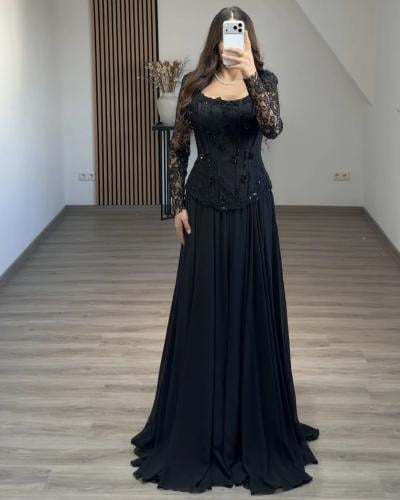Lace evening dress with sleeves