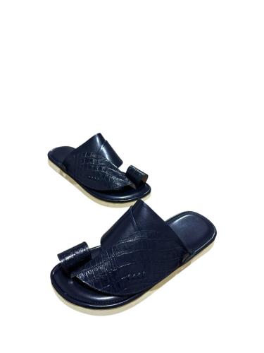 حذاء شرقي سادة