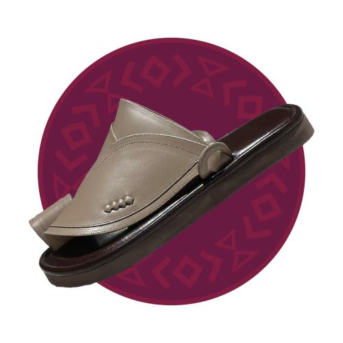 حذاء شرقي سادة