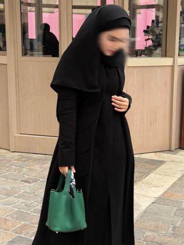 عباية بليزر الدوام والمناسبات