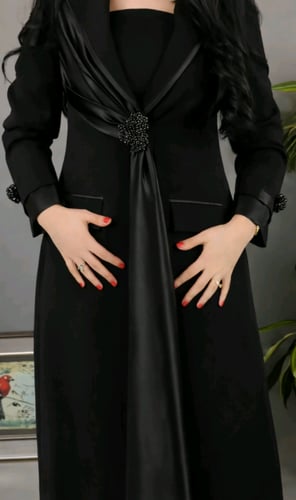 عباية بليزر جديدة عملية وراقية