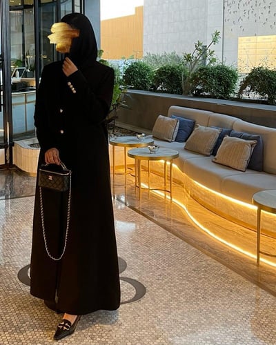 عباية العيد كريب سيراميك بتطريز وشك | كولكشن العيد