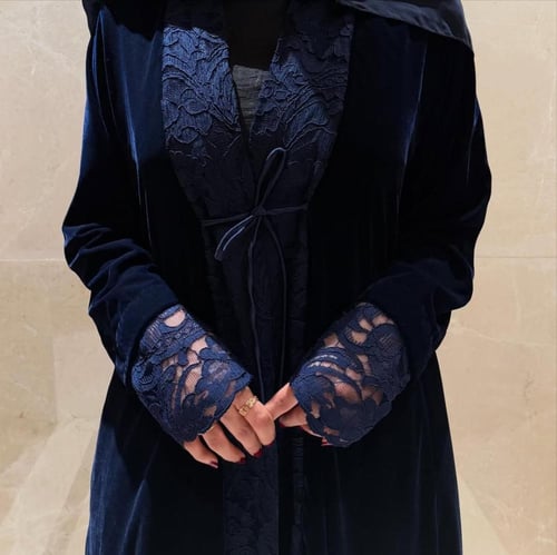 ‏عباية شتويه مخمل