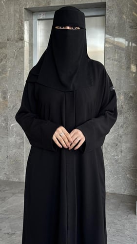 عباية رقم: 33 سادة بسحاب